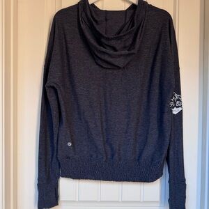 Customized Park City Utah Lululemon Pullover Dark Grey Hoodie - Women’s Size 6